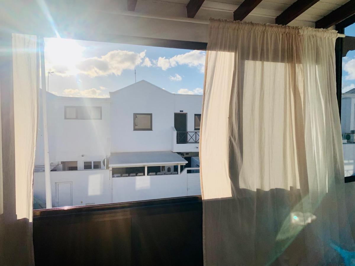 Habitaciones Privadas Cerca De La Playa Y Aeropuerto En Casa Compartida Con Otros Huespedes Playa Honda  Eksteriør bilde